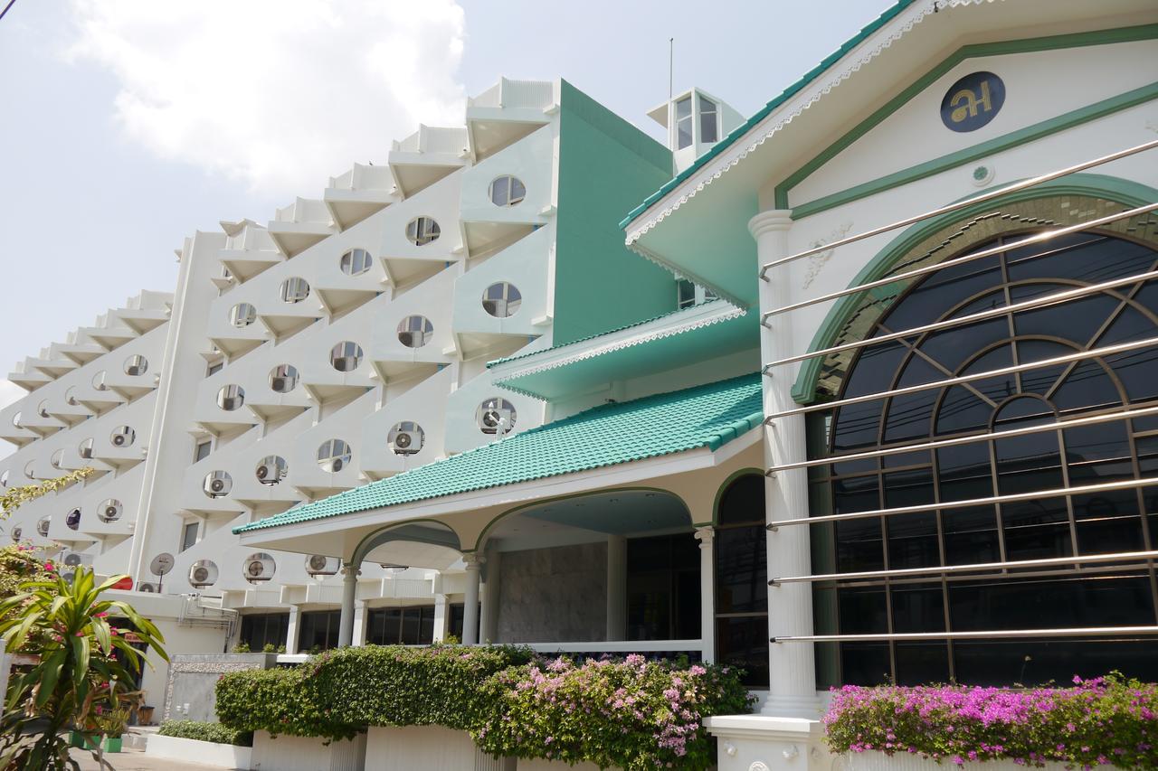 Lertnimit Hotel Chaiyaphum Eksteriør billede